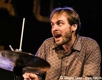 Ari Hoenig 4