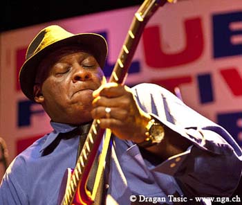 Earnest Guitar Roy 2