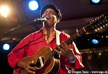 Guy Davis 4