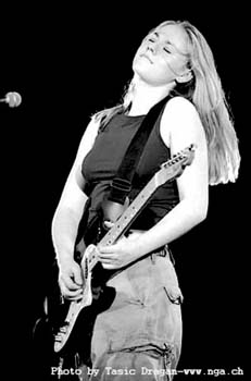 Joanne Shaw Taylor 1