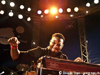 Robert Randolph 4