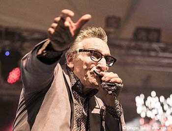 Rick Estrin 7