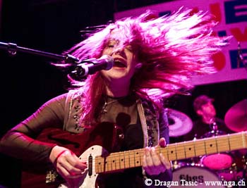 Carolyn Wonderland 3