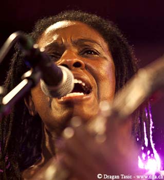 Ruthie Foster 1