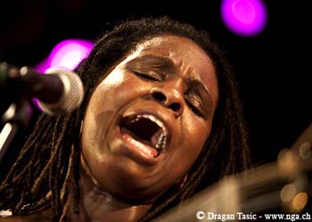 Ruthie Foster 2