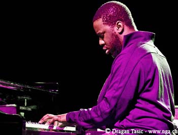 Robert Glasper 4