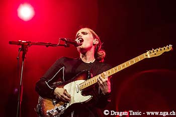 Anna Calvi 4