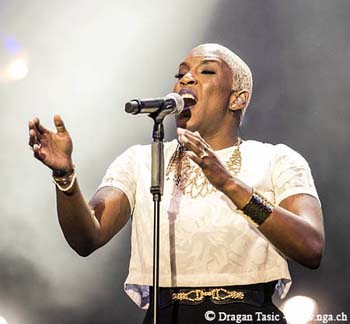 Liv Warfield 3